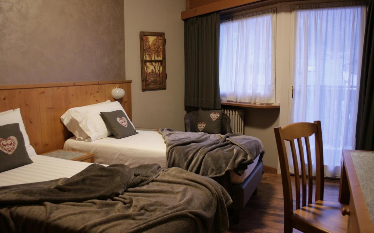 Hotel Larice Bianco Bormio Esterno foto
