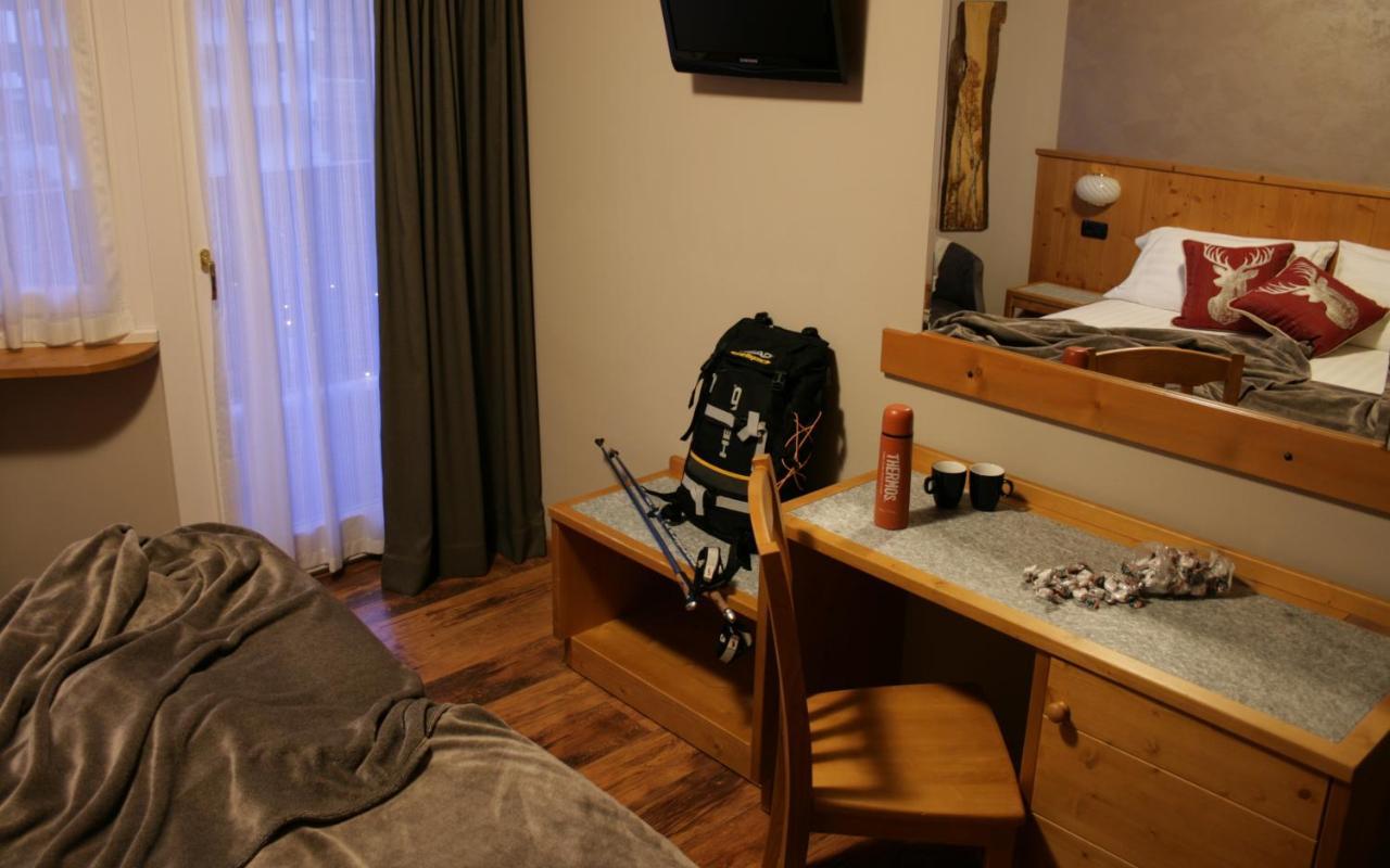 Hotel Larice Bianco Bormio Esterno foto