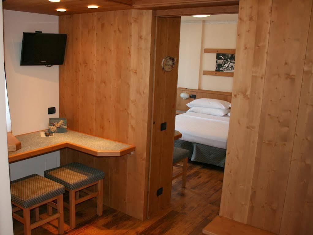 Hotel Larice Bianco Bormio Esterno foto