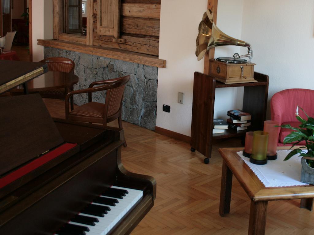 Hotel Larice Bianco Bormio Esterno foto