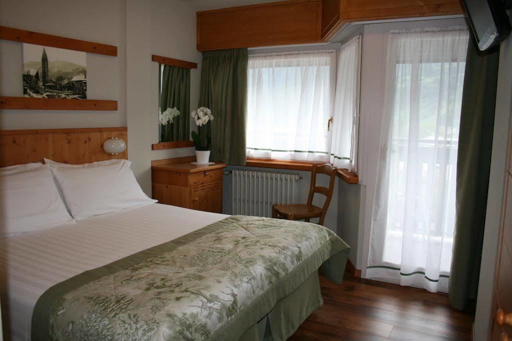 Hotel Larice Bianco Bormio Esterno foto
