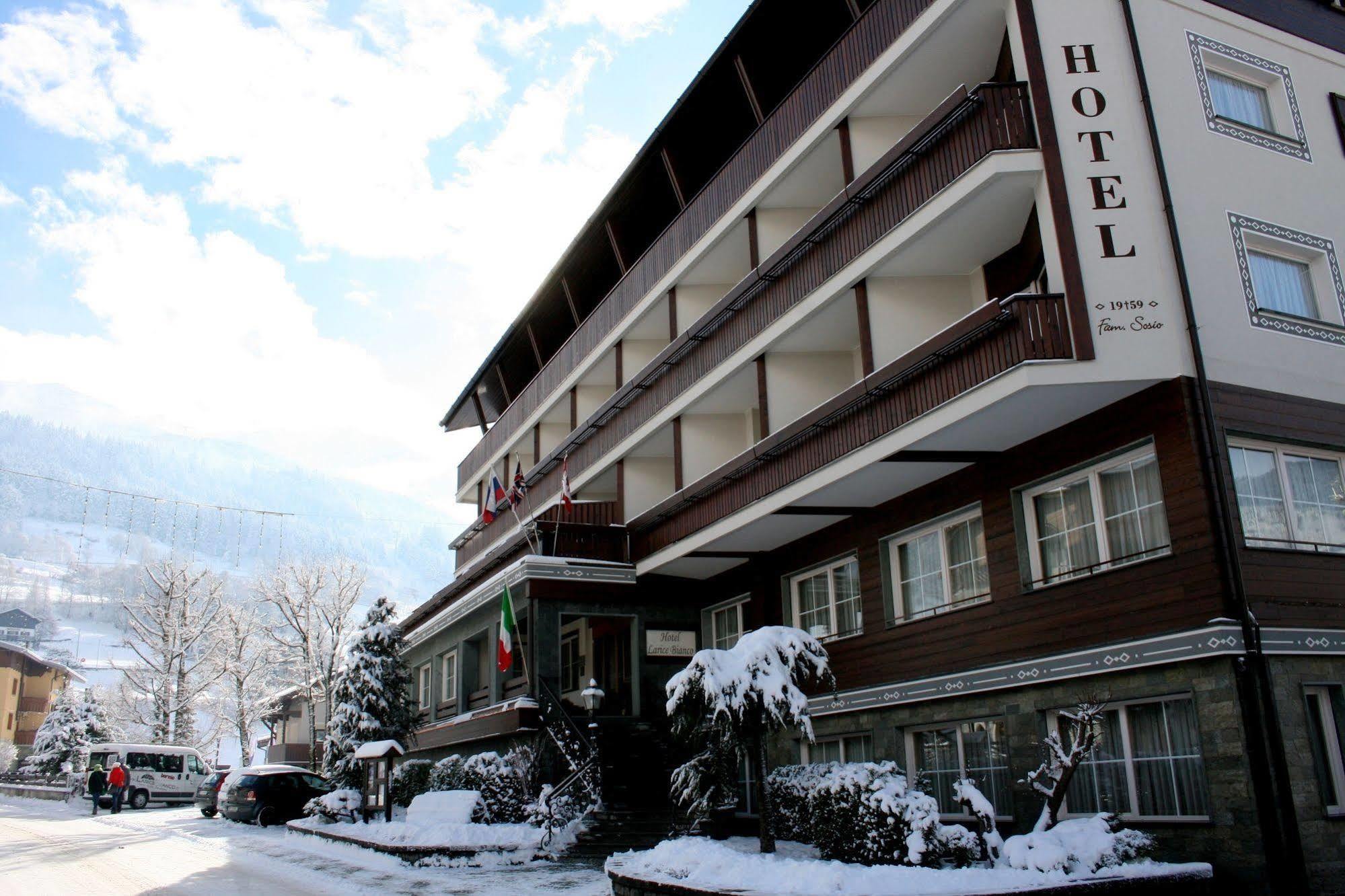 Hotel Larice Bianco Bormio Esterno foto